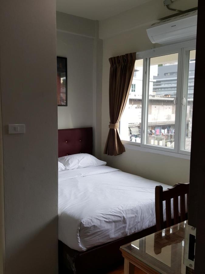 Check @chareon Krung Nhà trọ Bangkok